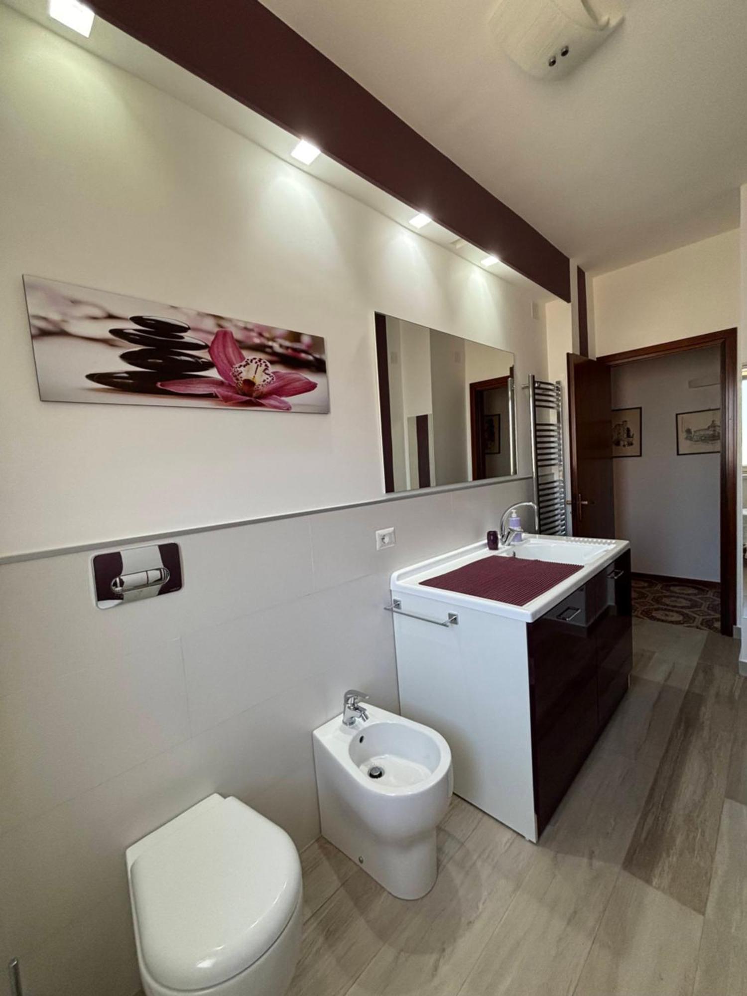 Archimede Lounge Apartment เชฟาลู ภายนอก รูปภาพ
