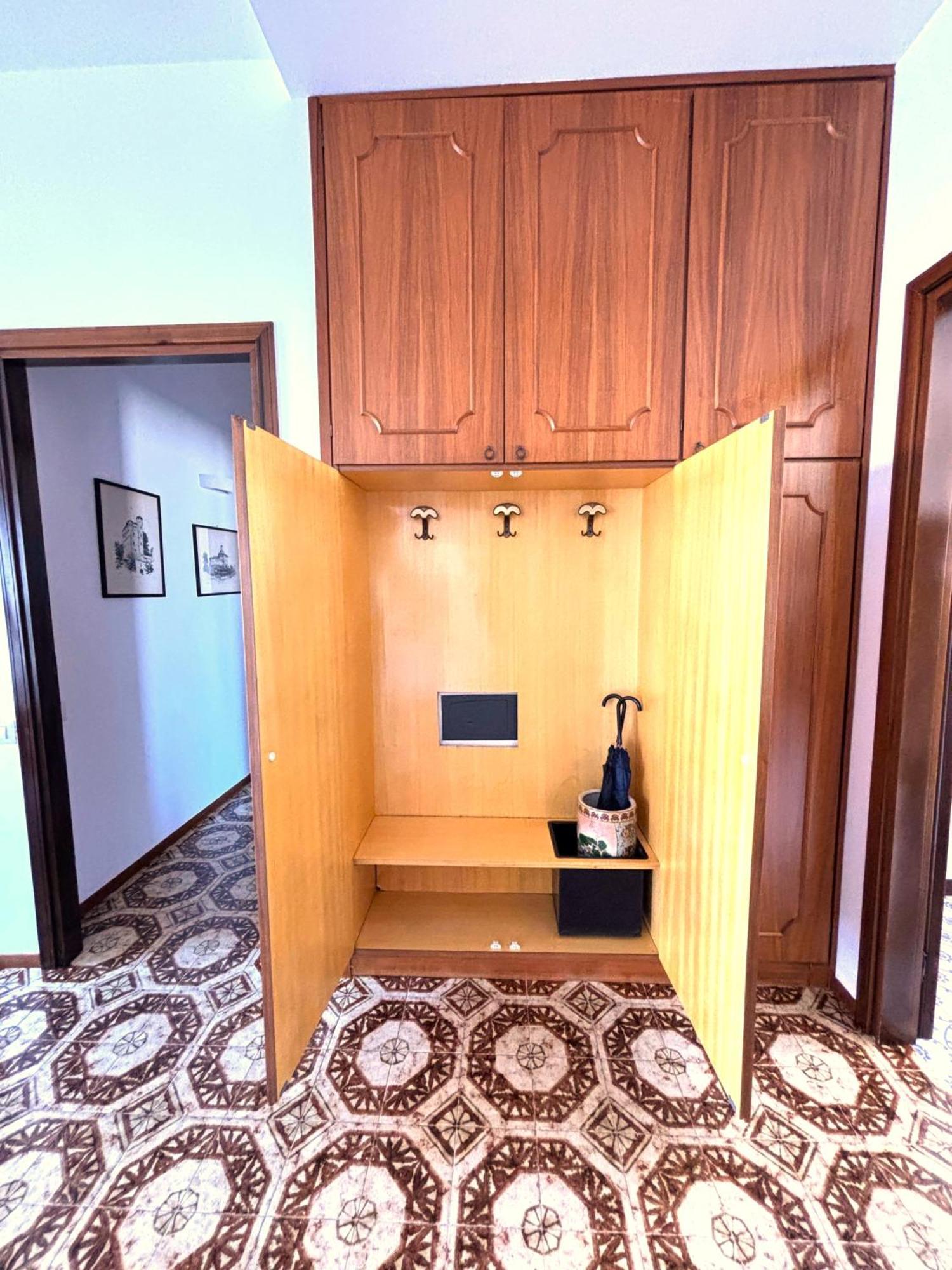 Archimede Lounge Apartment เชฟาลู ภายนอก รูปภาพ
