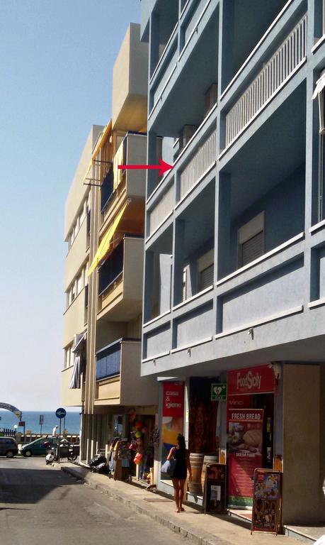 Archimede Lounge Apartment เชฟาลู ภายนอก รูปภาพ